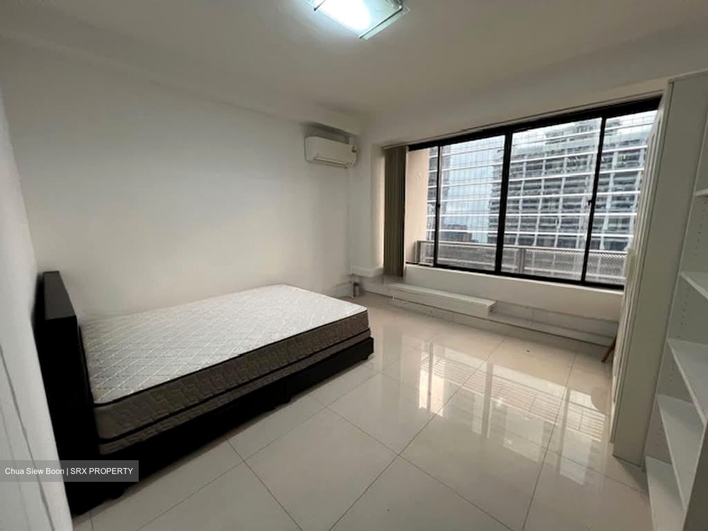 International Plaza (D2), Apartment #595062641